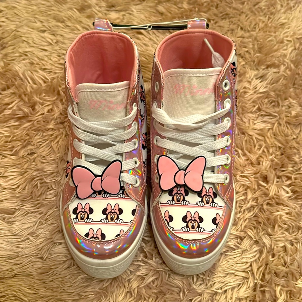 Brand New Minnie Mouse Little Girls shoes size 1